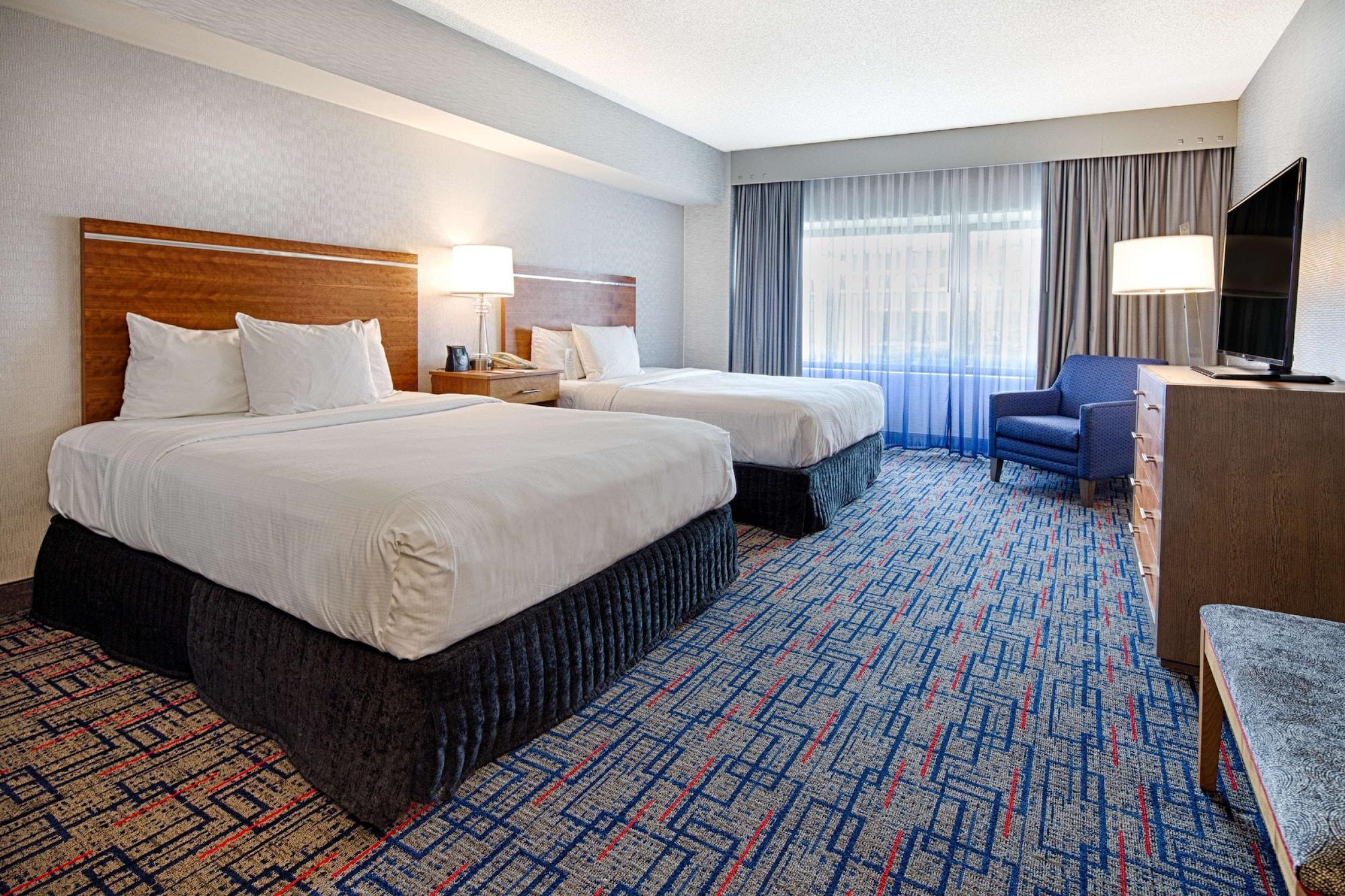เอ็มบาสซีสวีท บายฮิลตัน ชิคาโก โอแฮร์ โรสมอนต์ Hotel ภายนอก รูปภาพ