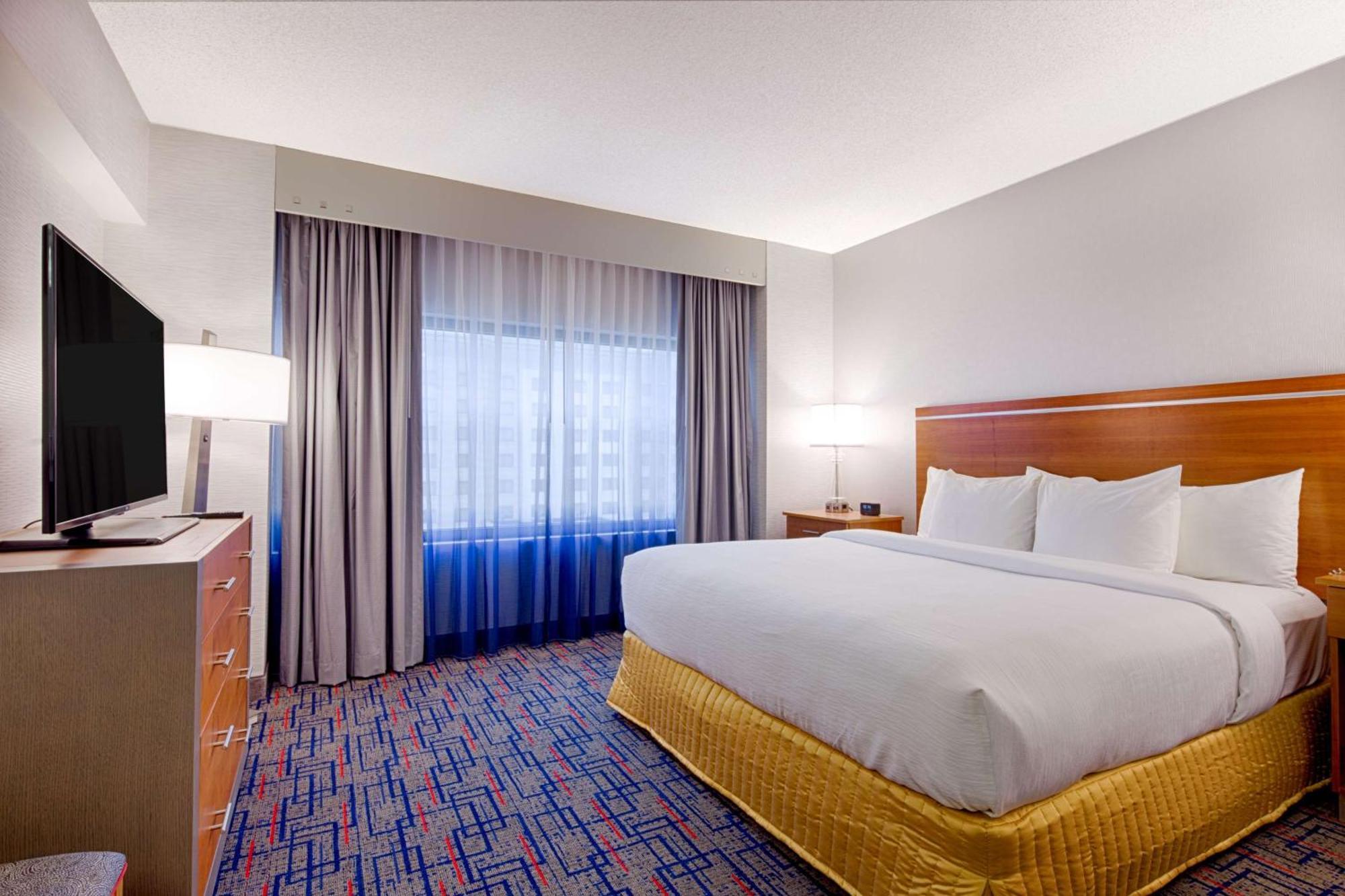 เอ็มบาสซีสวีท บายฮิลตัน ชิคาโก โอแฮร์ โรสมอนต์ Hotel ภายนอก รูปภาพ
